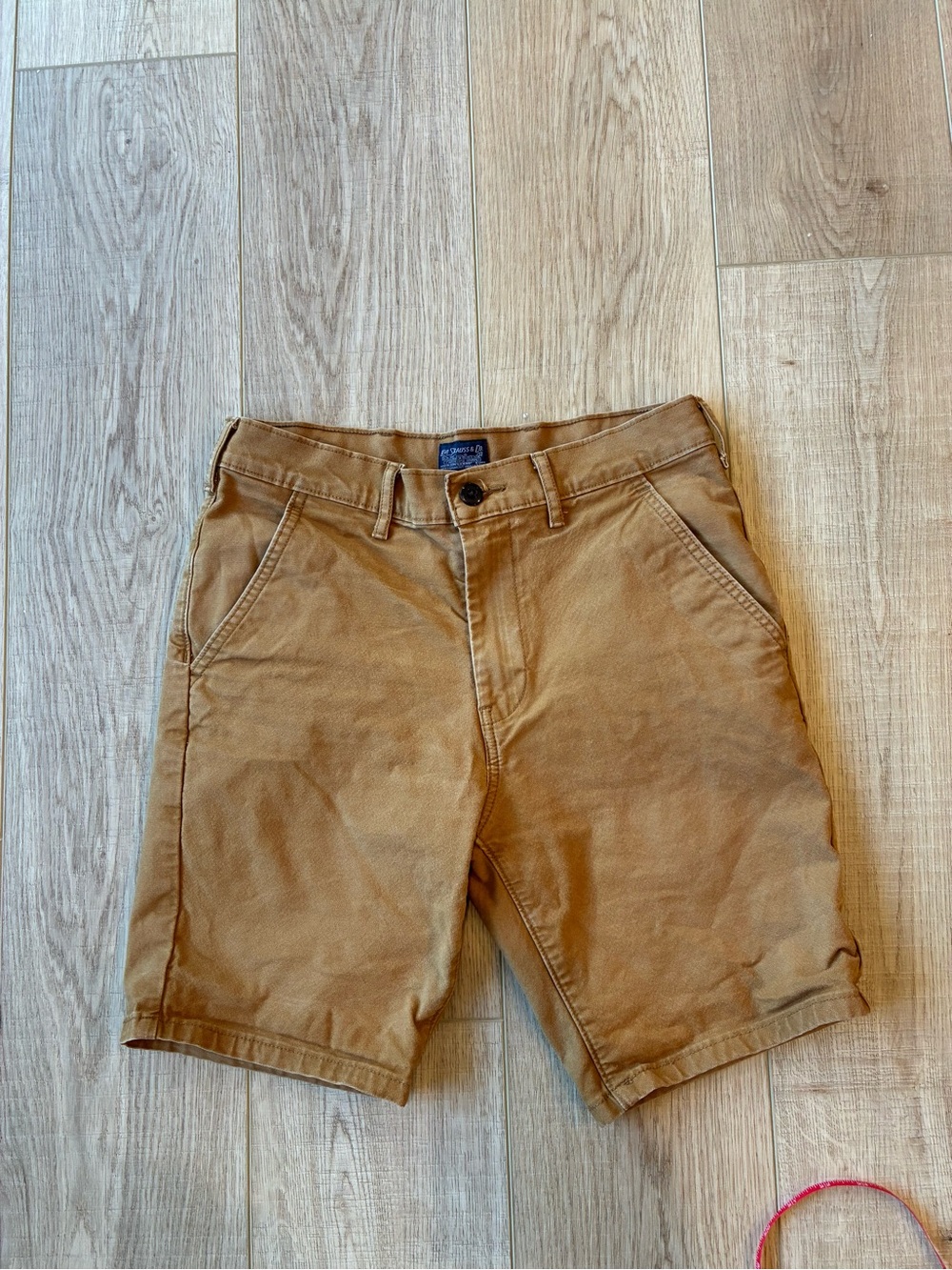 Levi's Men's Caramel Brown Flat Front Chino Shorts size 29